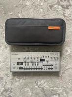 Roland tb-03 met tas  & originele doos, Musique & Instruments, Synthétiseurs, Roland, Utilisé, Enlèvement ou Envoi, Avec valise ou flightcase