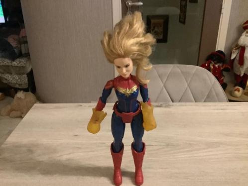 Marvel Captain Marvel character (30 cm) (2018), Kinderen en Baby's, Speelgoed | Actiefiguren, Zo goed als nieuw, Ophalen of Verzenden