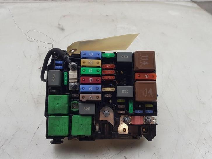 ZEKERINGKAST Opel Vivaro (01-2019/03-2024) (|9808959080|), Auto-onderdelen, Elektronica en Kabels, Opel, Gebruikt