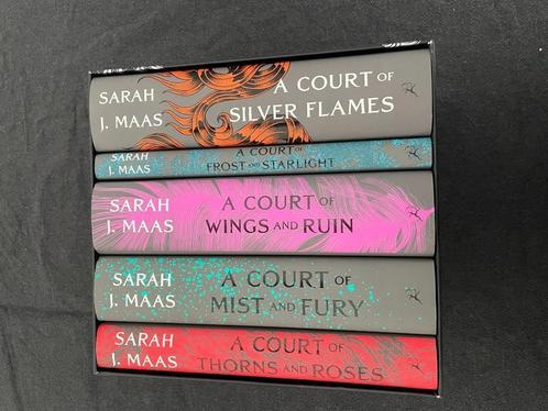 ACOTAR / A Court of Thorns & Roses BOX SET, Boeken, Fantasy, Zo goed als nieuw, Ophalen of Verzenden