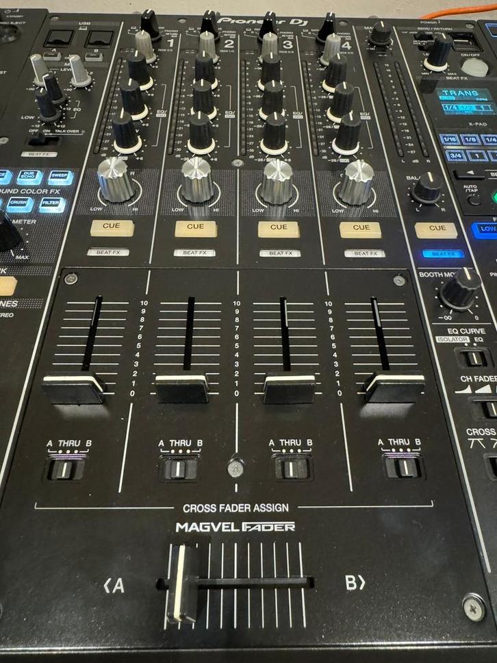 Pioneer DJ mixer, Muziek en Instrumenten, Dj-sets en Draaitafels, Zo goed als nieuw, Pioneer, Ophalen