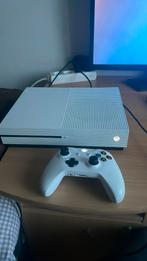 Xbox one werkt perfect, Met 1 controller, Ophalen of Verzenden, Xbox One, Zo goed als nieuw