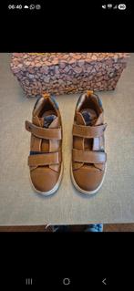 Bruine hoge schoenen met dino print van stones and bones, Kinderen en Baby's, Schoenen, Ophalen of Verzenden, Zo goed als nieuw