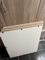 Gratis af te halen - kastplanken - bureaublad, Doe-het-zelf en Bouw, Hout en Planken, Ophalen, Minder dan 25 mm, Zo goed als nieuw