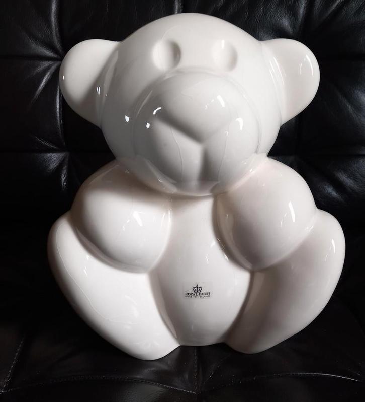 Grand ours - Statue en céramique Royal Boch -> 30€, Collections, Statues & Figurines, Utilisé, Animal, Enlèvement