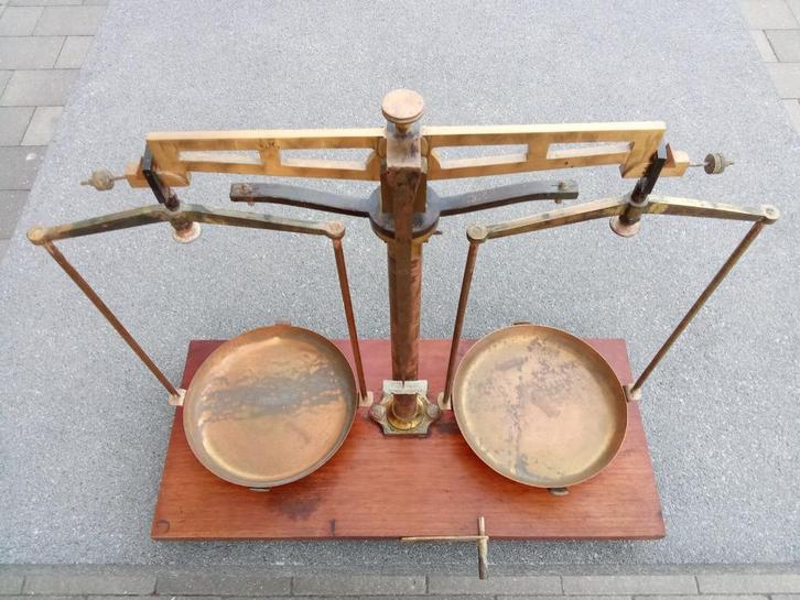 Weegschaal Becker Bruxelles., Antiek en Kunst, Antiek | Gereedschap en Instrumenten, Ophalen of Verzenden