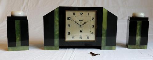 Horloge en marbre noir et vert Art Déco + 2 décorations, Antiquités & Art, Antiquités | Horloges, Enlèvement