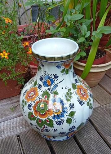 Delfts blauw beschikbaar voor biedingen