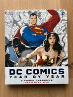 DC Comics Year by Year, a Visual Chronicle, Livres, BD | Comics, Comme neuf, Enlèvement ou Envoi