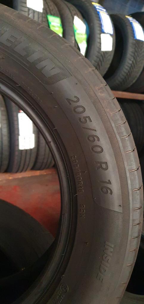 205 60r16 Michelin met montage en balancering, Auto-onderdelen, Besturing, Gebruikt, Ophalen of Verzenden