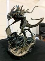 Alien king side show, Collections, Statues & Figurines, Comme neuf, Fantasy, Enlèvement ou Envoi