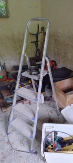 Ladder alu klein 4 treden, Ophalen, Gebruikt, Ladder