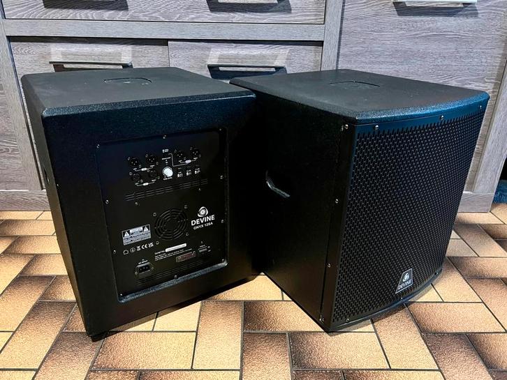 2x Devine Onyx 12SA actieve sub, Computers en Software, Computerbehuizingen, Zo goed als nieuw, Ophalen