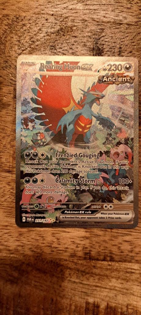 Roaring Moon ex #251 Pokemon Paradox Rift, Hobby & Loisirs créatifs, Jeux de cartes à collectionner | Pokémon, Comme neuf, Enlèvement ou Envoi