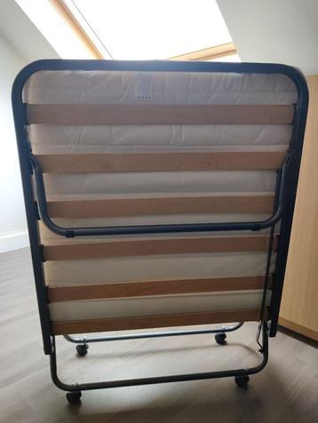 Plooibaar logeerbed 80x190cm met matras  beschikbaar voor biedingen