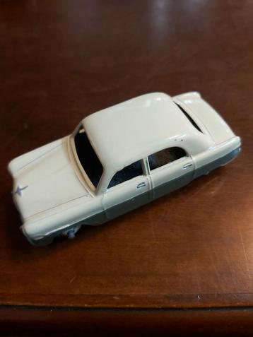 Dinky Toys Ford Zephyr beschikbaar voor biedingen