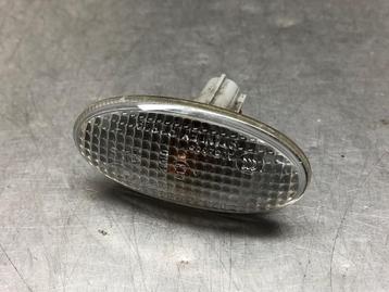 KNIPPERLICHT SCHERM RECHTS VOOR Mazda (|A052889|) beschikbaar voor biedingen