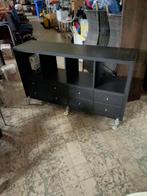 Zwarte opbergkast / dressoir op wielen – veel opbergruimte, Ophalen, Met plank(en), Gebruikt, 100 tot 150 cm