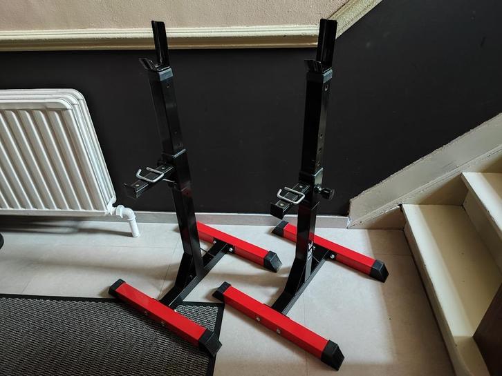 ISE Squat rack. Goede kwaliteit., Sport en Fitness, Fitnessmaterialen, Gebruikt, Push-up steun, Armen, Benen, Borst, Buik, Rug