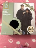 Poncho polaire sweet noir à capuche, Ophalen, Nieuw, Zwart