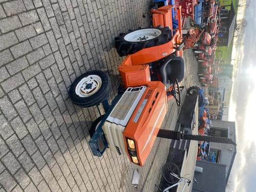 minitractor kubota b1600 met grondfrees hydraulische regelin, Articles professionnels, Articles professionnels Autre, Enlèvement