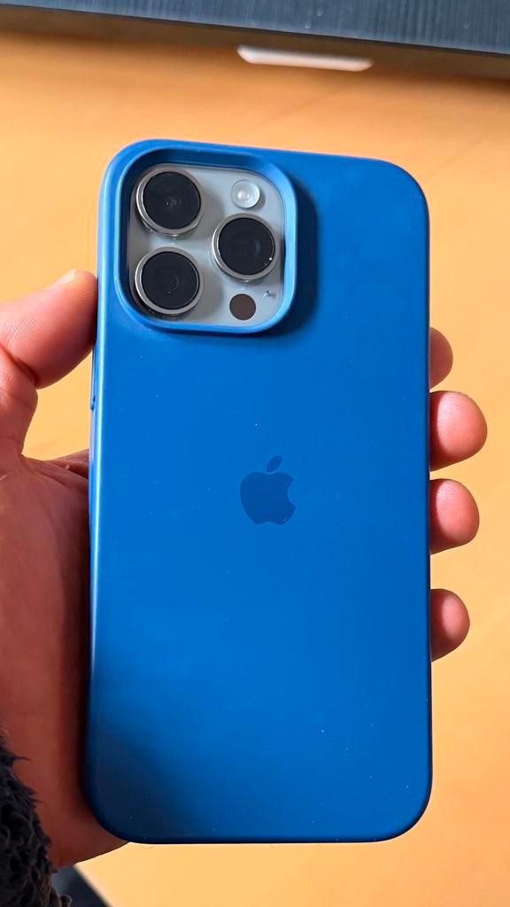 iPhone 15 Pro Max 256, Télécoms, Téléphonie mobile | Housses, Coques & Façades | Apple iPhone, Comme neuf, Enlèvement