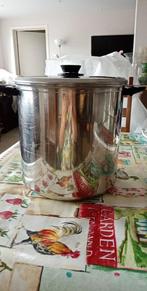 bouilloire grand pot en acier inoxydable 8:10, Maison & Meubles, Inox, Utilisé, Casserole ou Cocotte-minute, Enlèvement ou Envoi