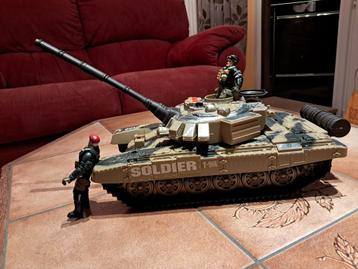 T-90U Soldatentankset en 2 Chap Mei-figuren beschikbaar voor biedingen