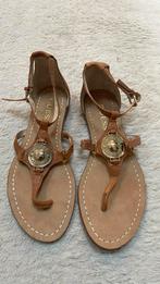 GUESS sandalen maat 37, Bruin, Gedragen, Sandalen of Muiltjes, Ophalen of Verzenden