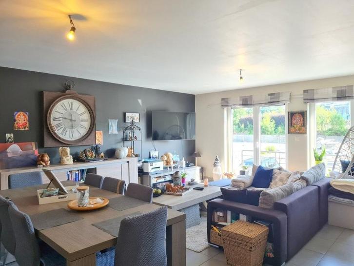 Bertrix: mooi appartement, 2 slaapkamers, lift, balkon., Immo, Huizen en Appartementen te koop, Provincie Luxemburg, tot 200 m²