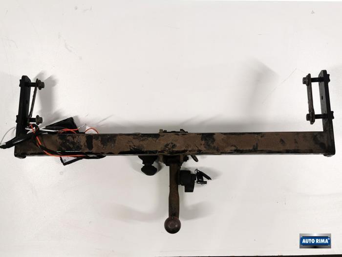 Crochet d'attelage d'un Volvo V60, -, 3 mois de garantie, -, -