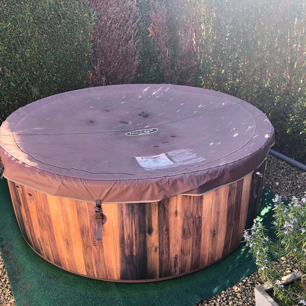 Bubbelbad  Lay -Z - Spa .   Helsinki, Tuin en Terras, Ophalen, Gebruikt, Filter, Opblaasbaar