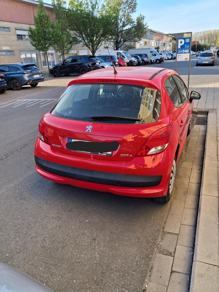 Peugeot 207+ 1400 essence, Enlèvement, Utilisé, Peugeot