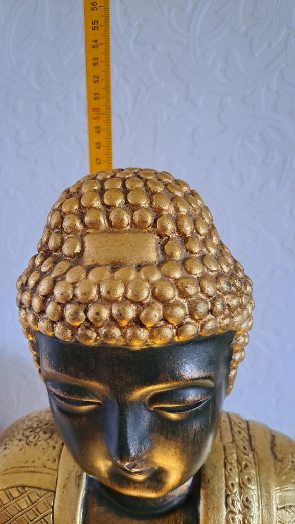 Statue de Bouddha avec lumières, Enlèvement