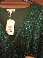 Robe de soirée en seau vert paprika (60 euros) Mt 50, Paprika, Enlèvement ou Envoi, Neuf