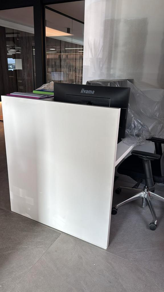 Witte bureau, Maison & Meubles, Bureaux, Utilisé, Bureau, Enlèvement ou Envoi