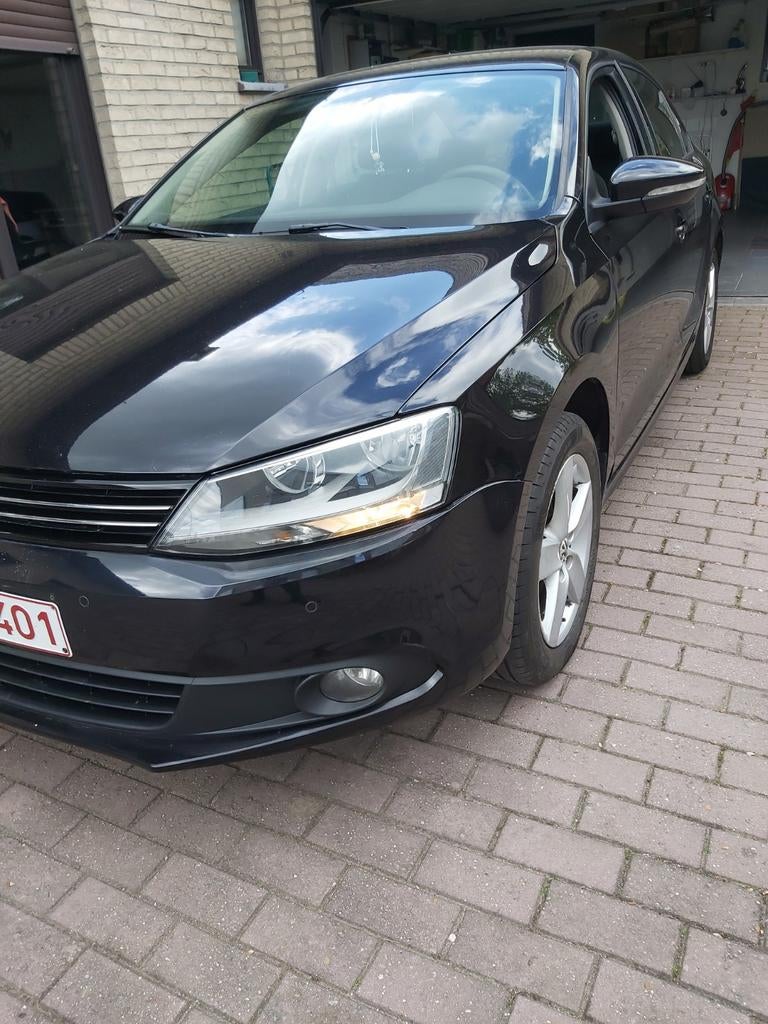 VW Jetta 1.6 Tdi, 1er propriétaire, 240 000 km, modèle 2012, Autos, Volkswagen, 4 portes, Boîte manuelle, Noir, Particulier