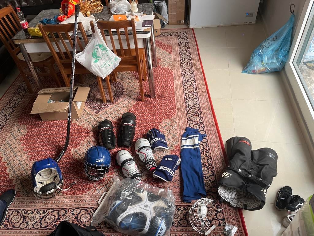 Hockey set te koop, Sport en Fitness, Hockey, Ophalen, Zo goed als nieuw, Kleding