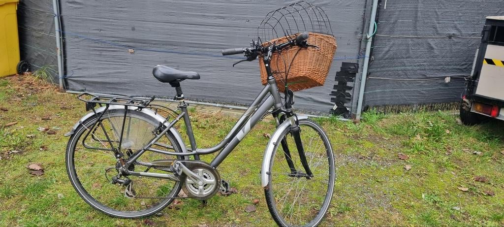 Vélo pour femme, bon état, 21 vitesses, aluminium de 28 pouc, Vélos & Vélomoteurs, Enlèvement ou Envoi