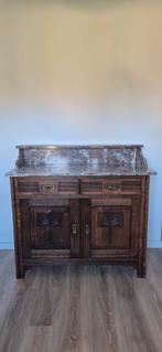 Kast met marmeren blad, Enlèvement