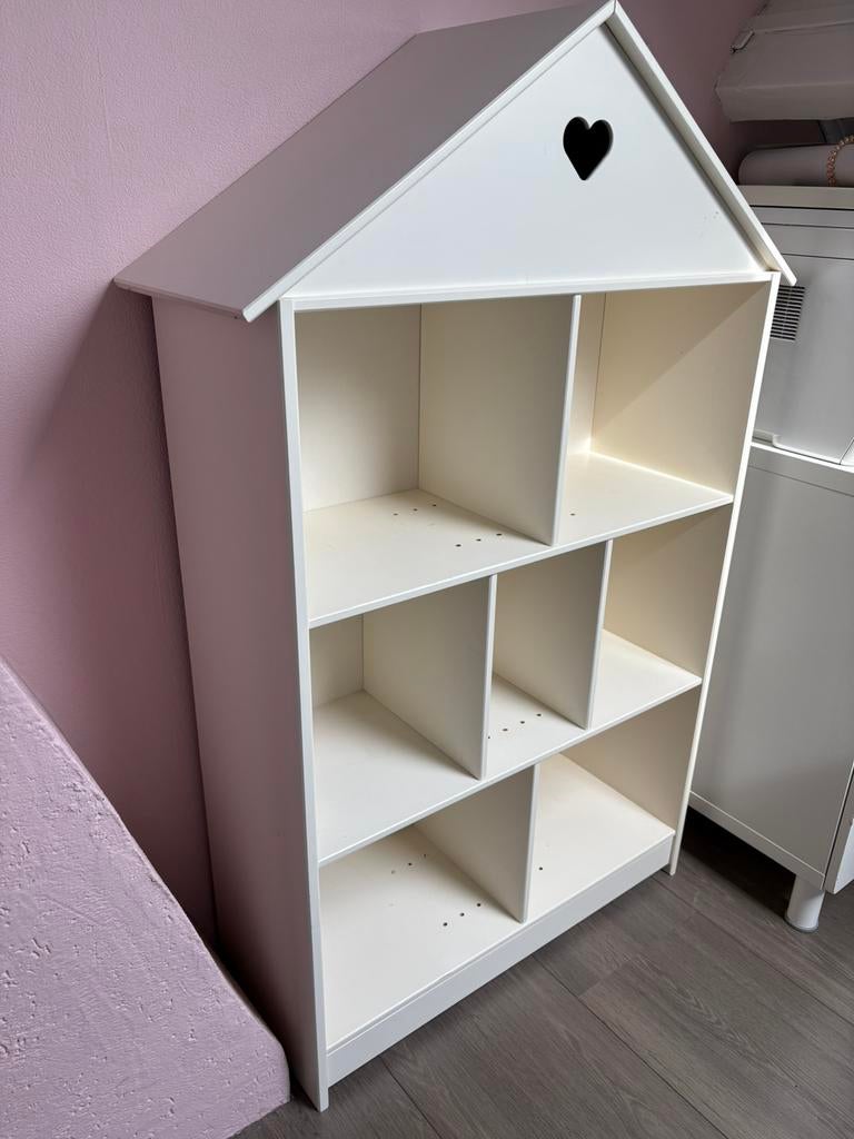 Leuke kast in huis vorm, Huis en Inrichting, Ophalen, Gebruikt