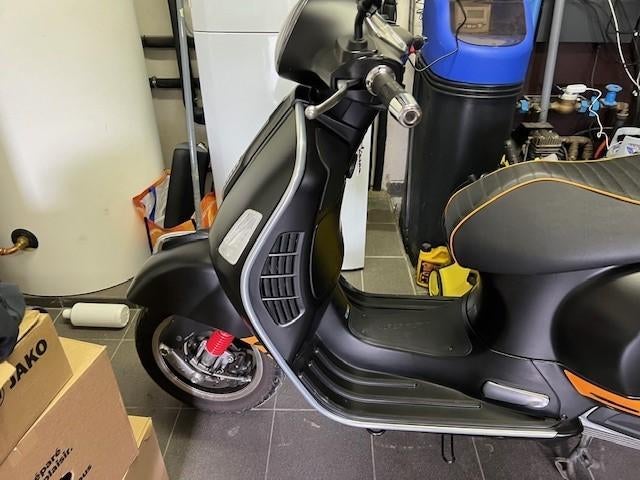 Vespa GTS Supersport 125CC, Ophalen, Overige modellen, 125 cc, Zo goed als nieuw