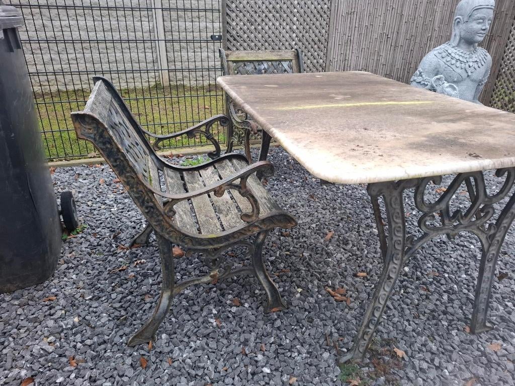 gietijzeren bankjes en tafel, Ophalen, Gebruikt