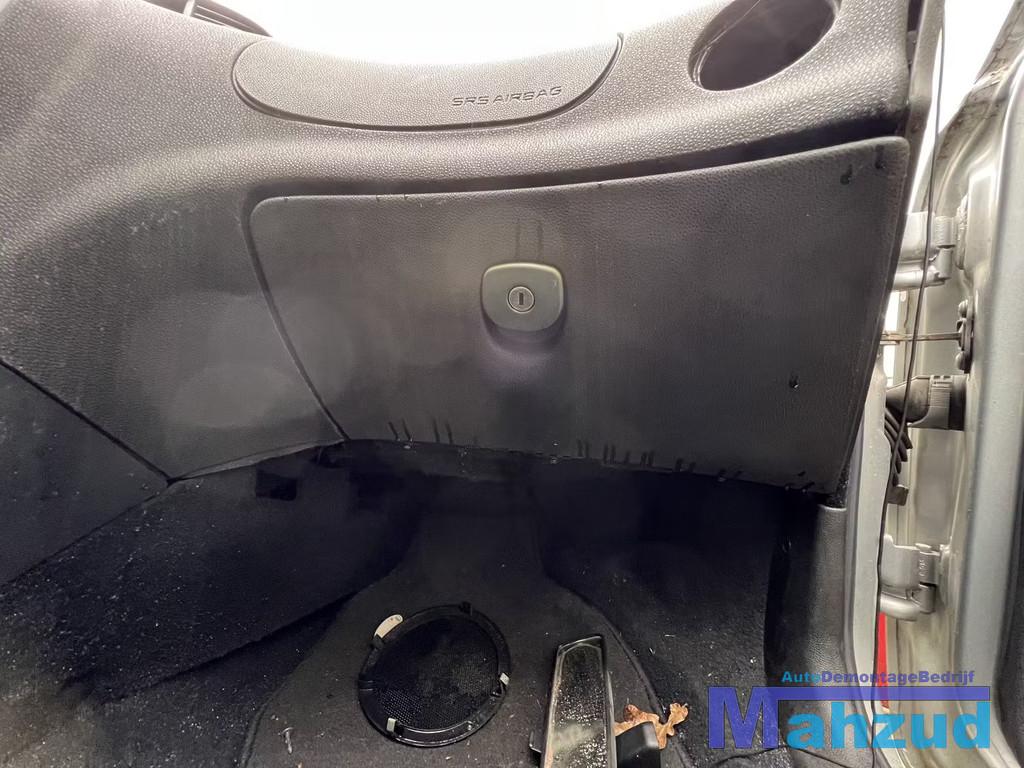 ALFA ROMEO 156 dashboardkast la handschoenenkast 1997-2005, Dpofca@stellantis.com, Stellantis Europe S.p.A., Utilisé, Alfa Romeo