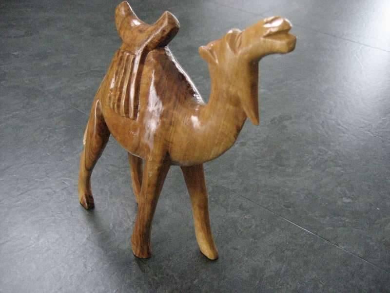 dromadaire en bois, Enlèvement ou Envoi