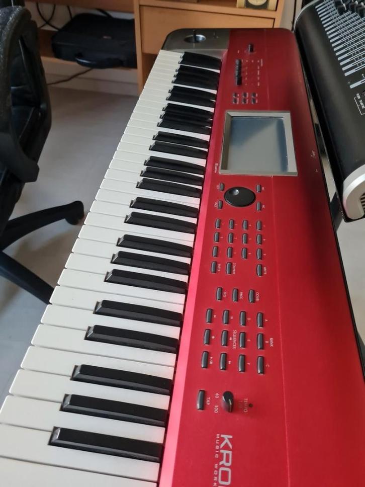 Kork Krome 61, Musique & Instruments, Synthétiseurs, Comme neuf, 61 touches, Korg, Avec connexion MIDI, Enlèvement