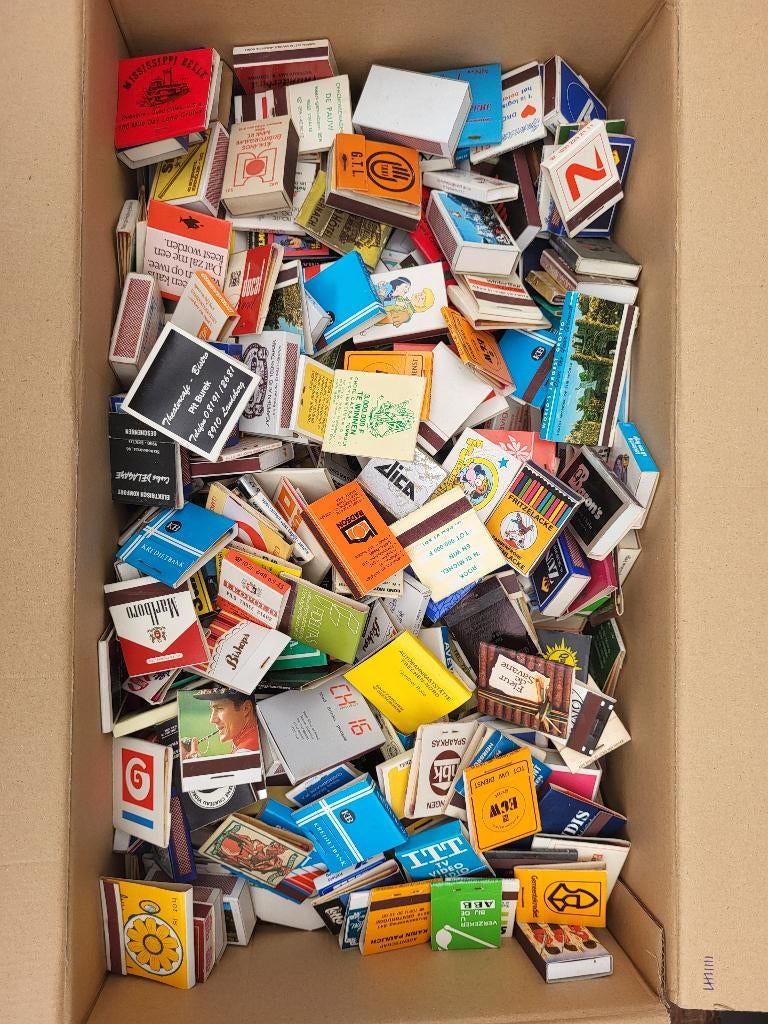 1000 lucifer doosjes, Ophalen, Nieuw, Luciferdoosjes of -merken