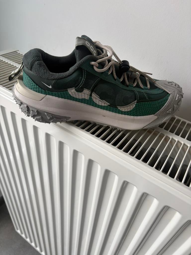 NIKE ACG MOUNTAIN FLY 2 LOW, Ophalen, Zo goed als nieuw, Nike