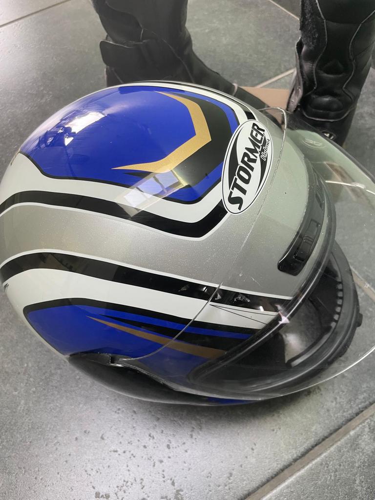 Casque integral, Enlèvement, S