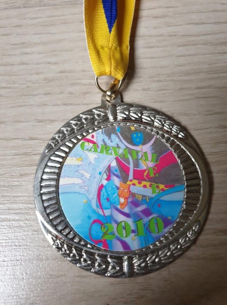 Karnaval medaille Lede 2010, Enlèvement ou Envoi